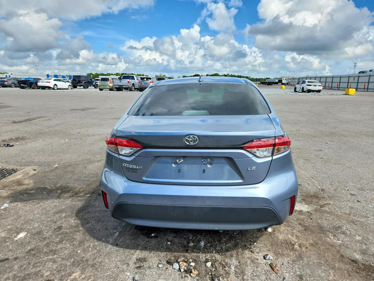 2025 Toyota Corolla Le - Фото 6