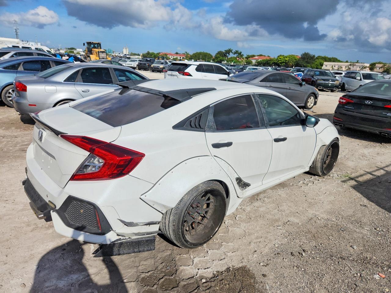 2019 Honda Civic Sport - Фото 3