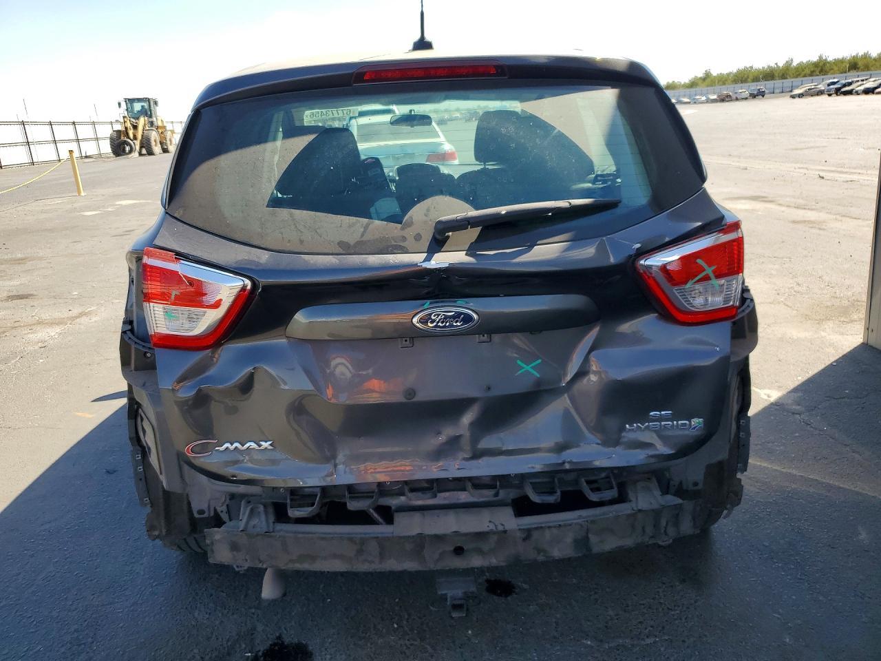 2017 Ford C-Max Se - Image 6