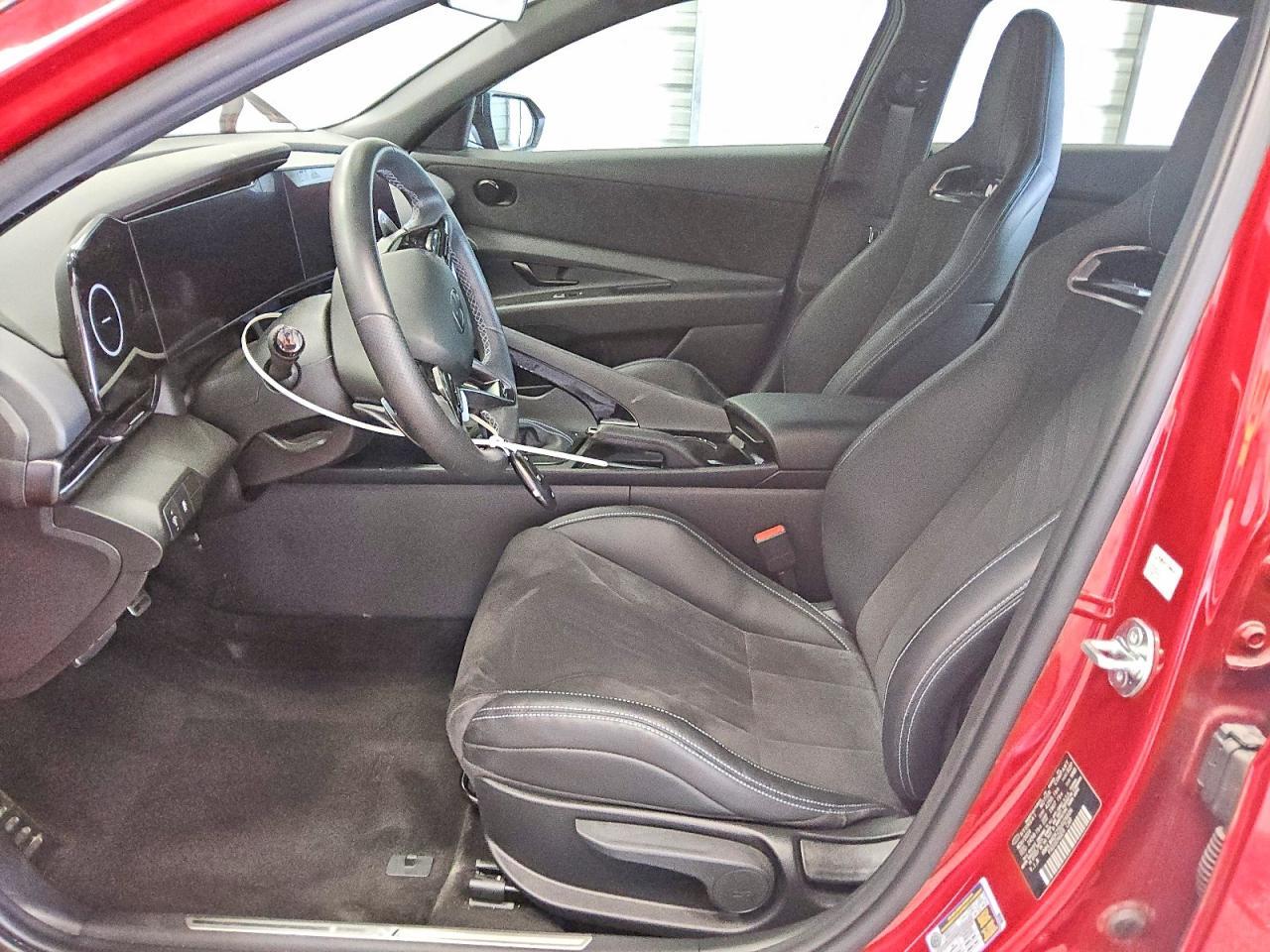 2025 Hyundai Elantra N Base - Фото 7
