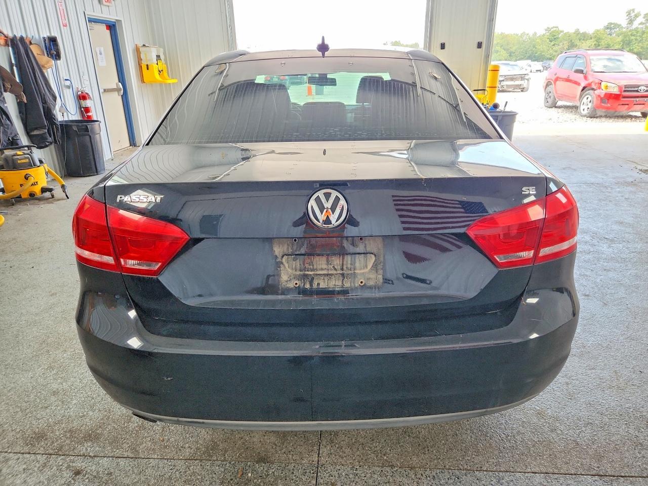2013 Volkswagen Passat Se - Image 6