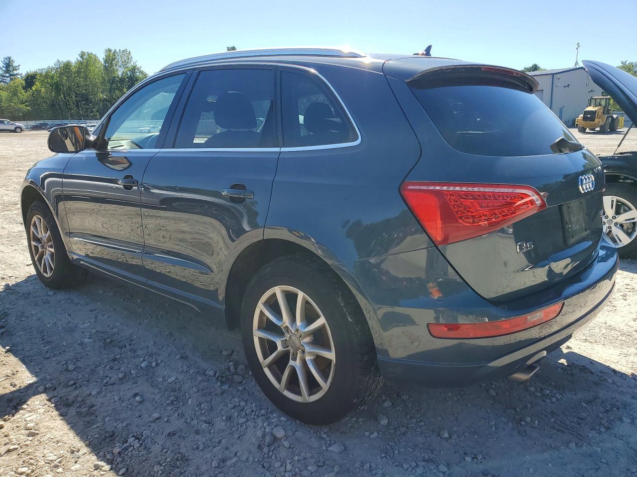 2010 Audi Q5 Premium Plus - Фото 2