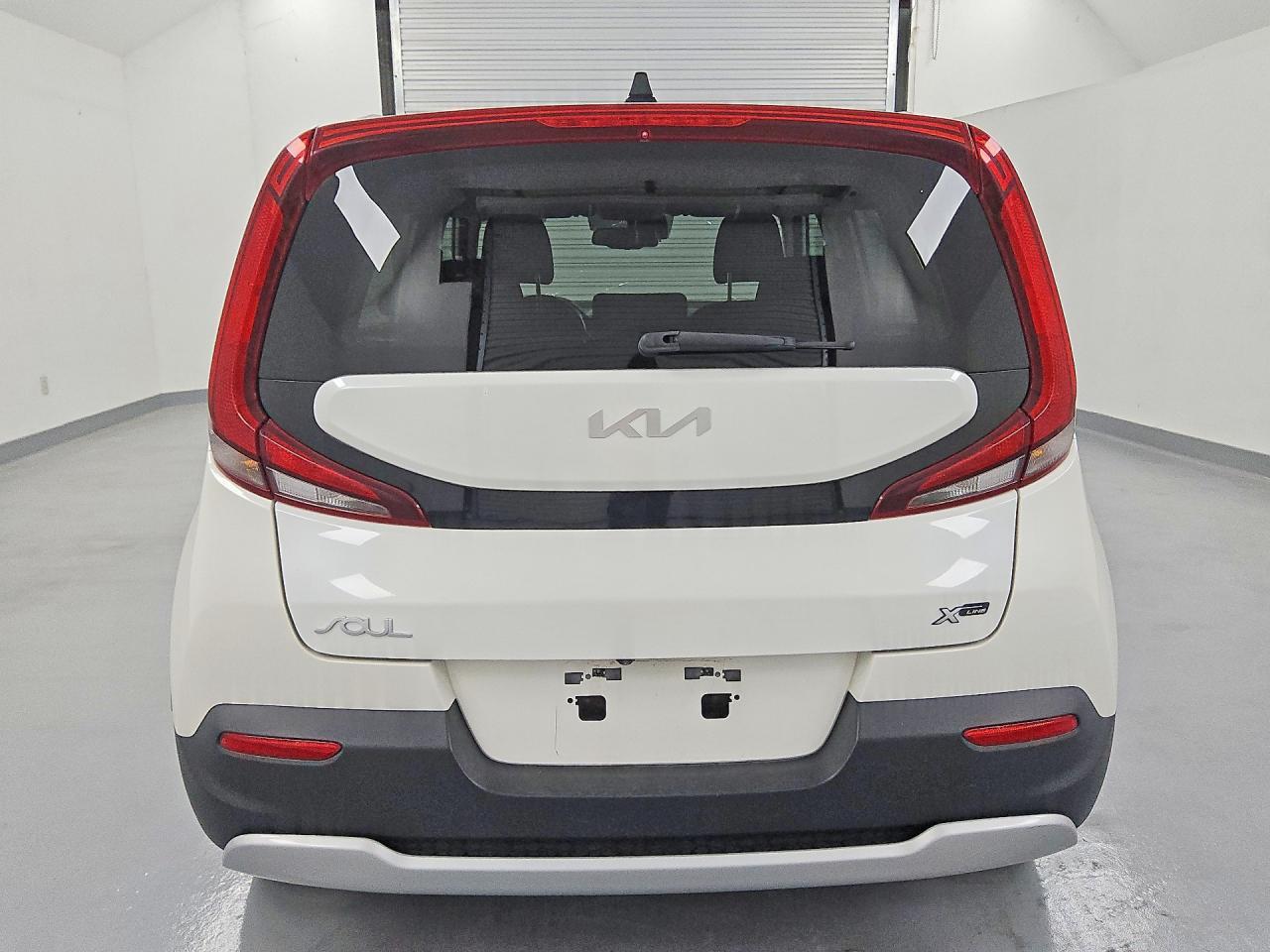 2022 Kia Soul X-Line - Image 6