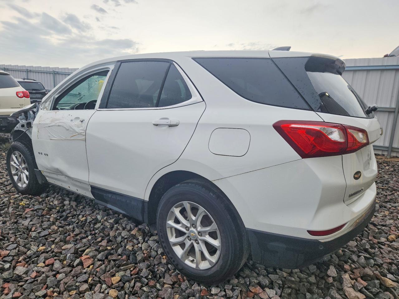 2018 Chevrolet Equinox Lt - Фото 2
