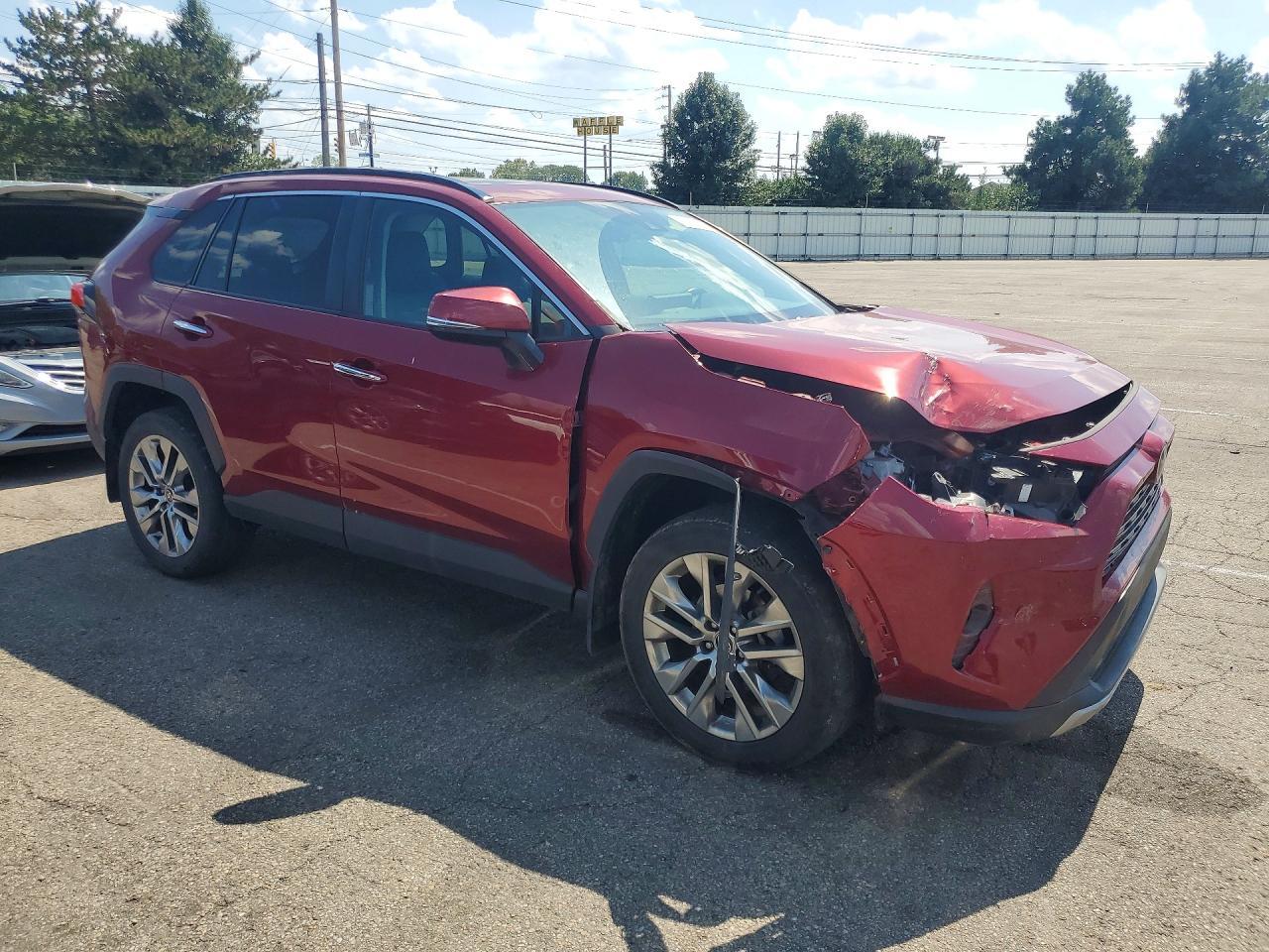 2021 Toyota Rav4 Limited - Фото 4