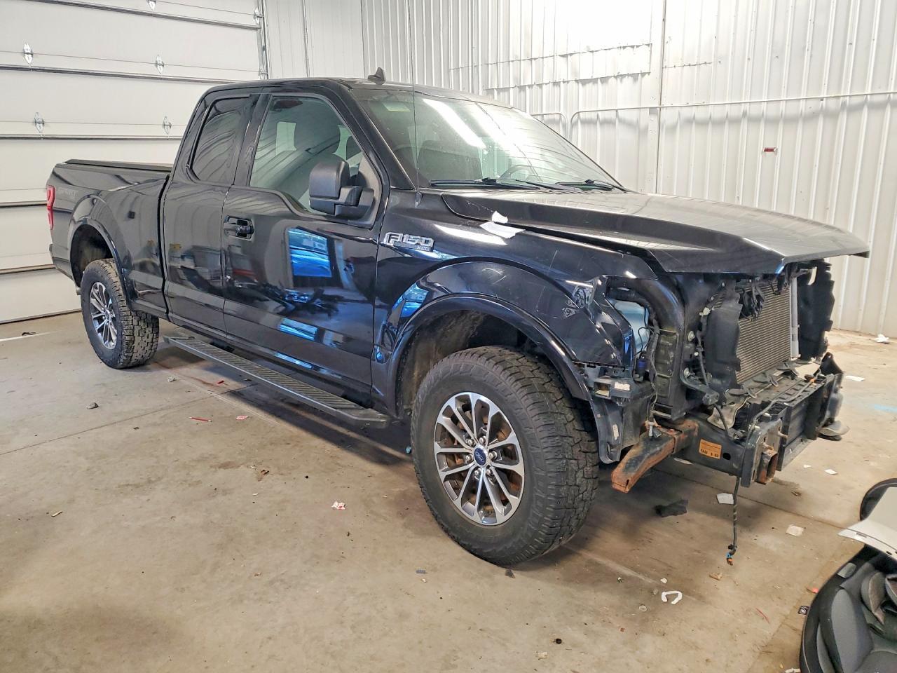 2020 Ford F150 Super Cab - Фото 4