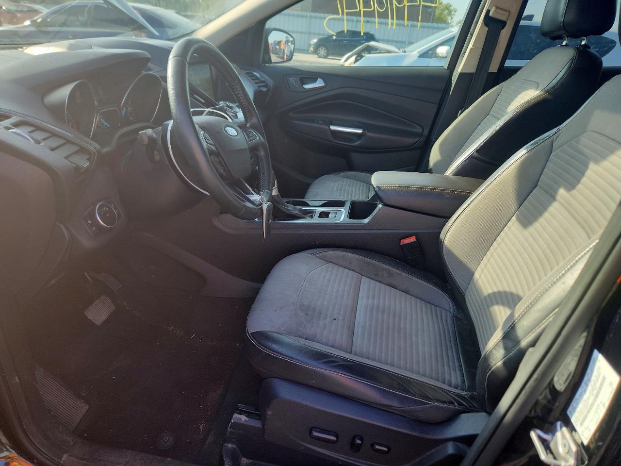 2017 Ford Escape Titanium - Image 7