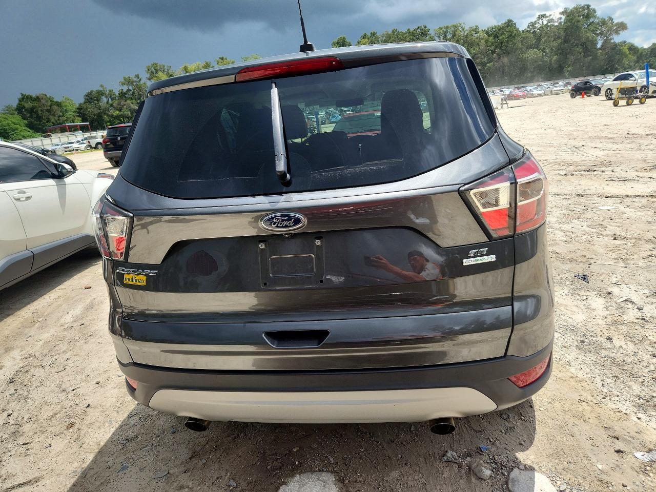 2017 Ford Escape Se - Image 6