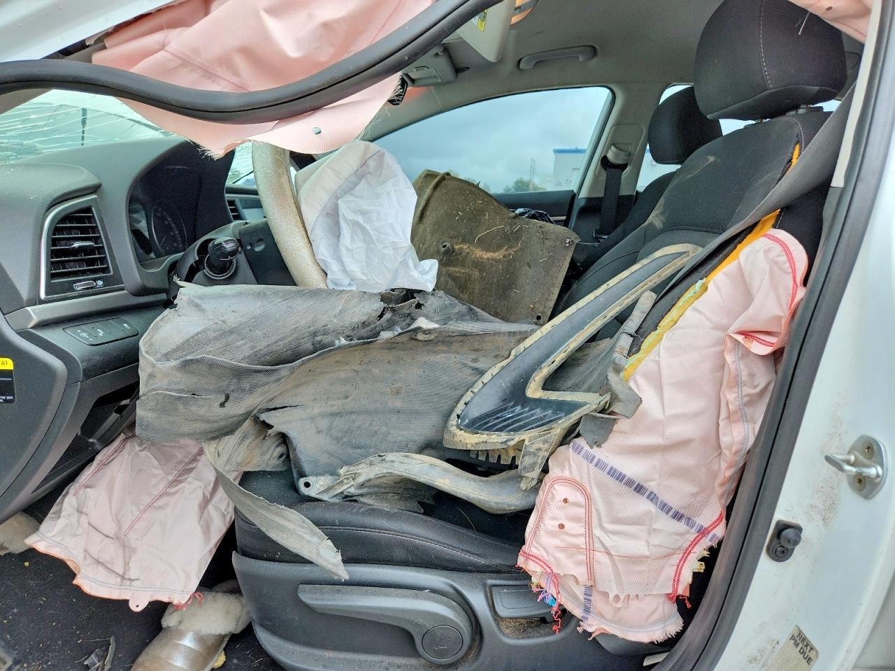 2018 Hyundai Elantra Sel - Фото 7