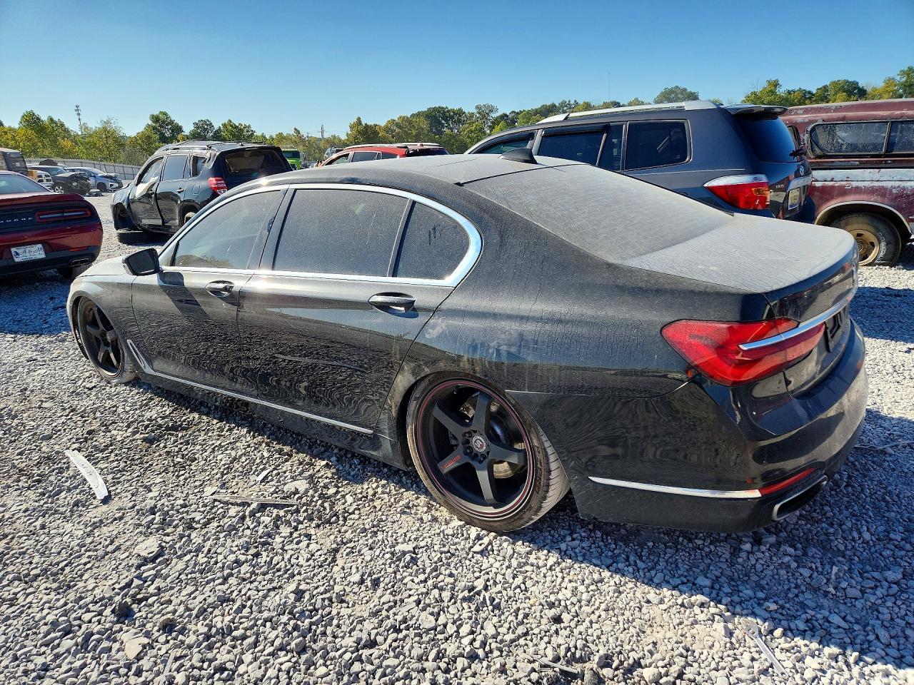 2017 BMW 740 I - Image 2