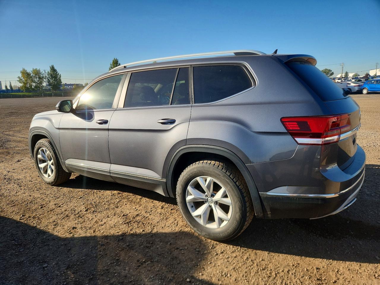 2018 Volkswagen Atlas Sel - Image 2