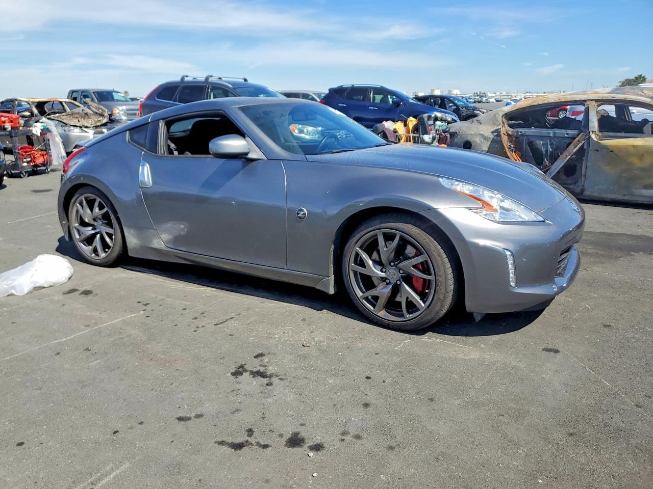 2016 Nissan 370Z Sport - Фото 4