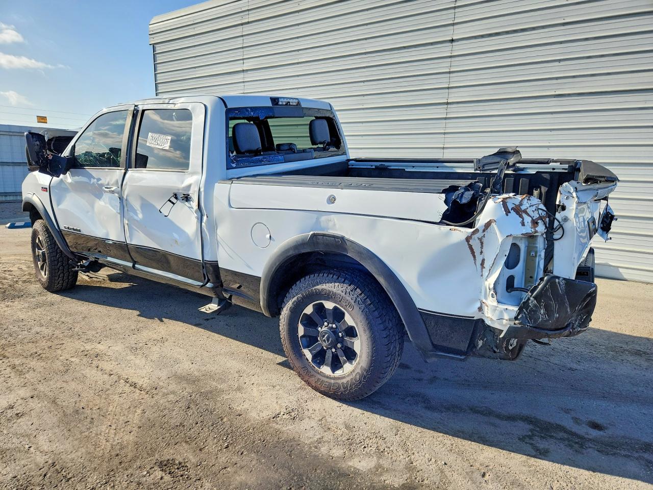 2019 Ram 2500 Powerwagon - Image 2