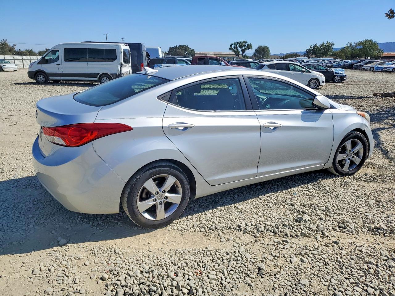 2013 Hyundai Elantra Gls - Фото 3