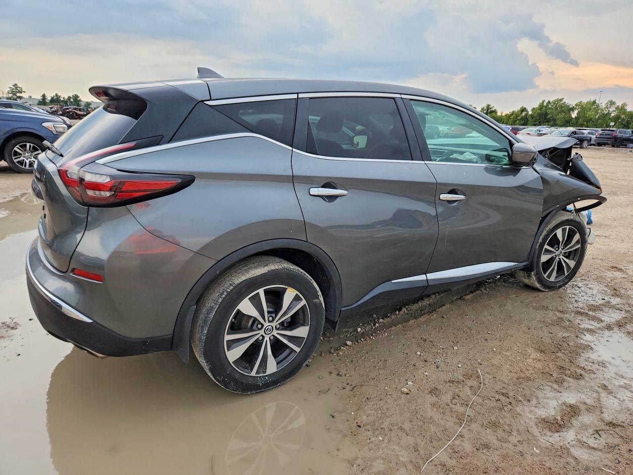 2019 Nissan Murano S - Image 3