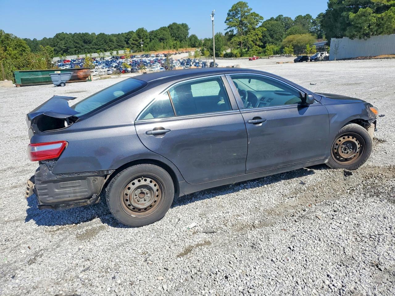 2008 Toyota Camry Le - Image 3