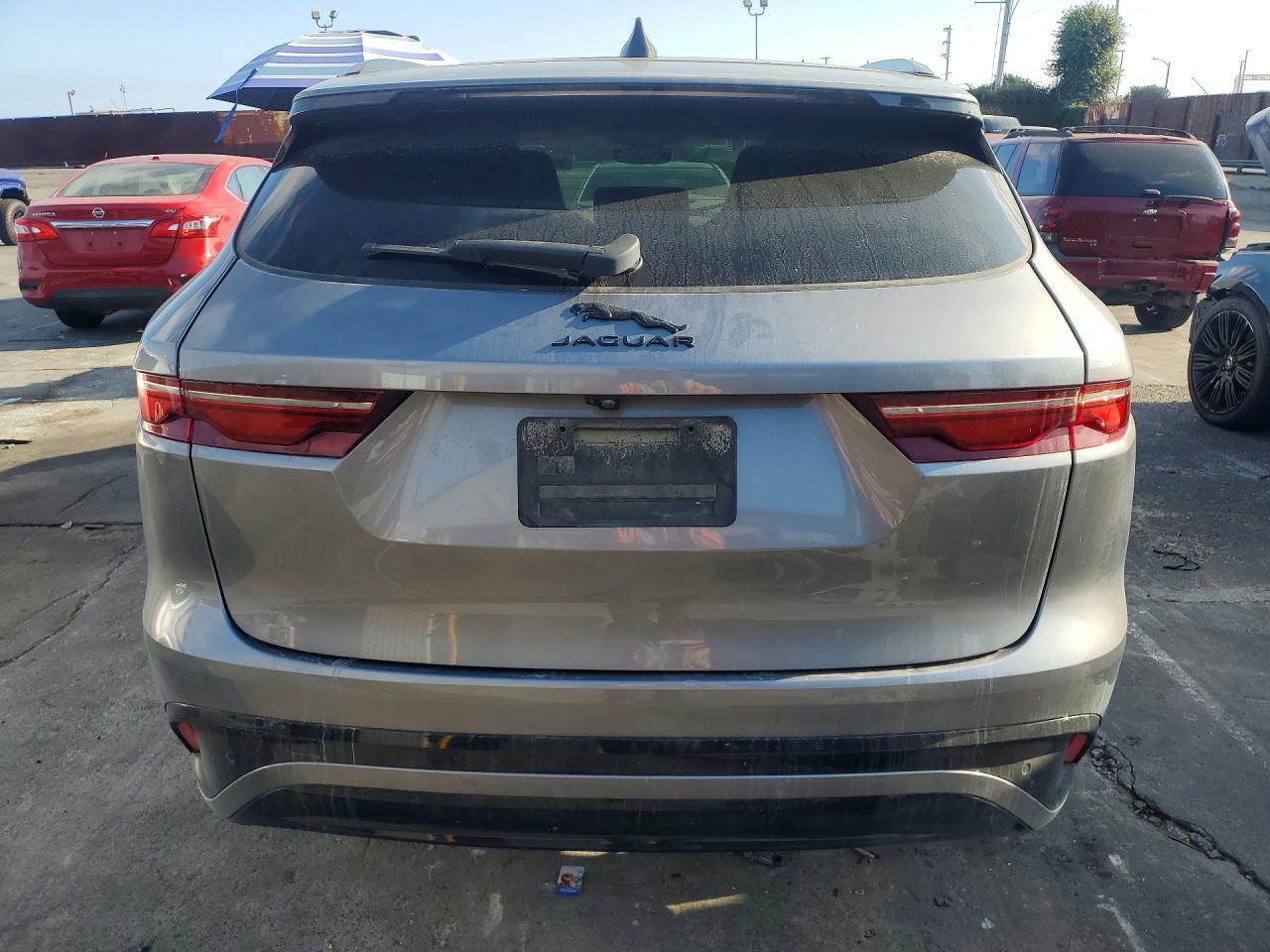 2024 Jaguar F-Pace R-Dynamic S - Фото 6