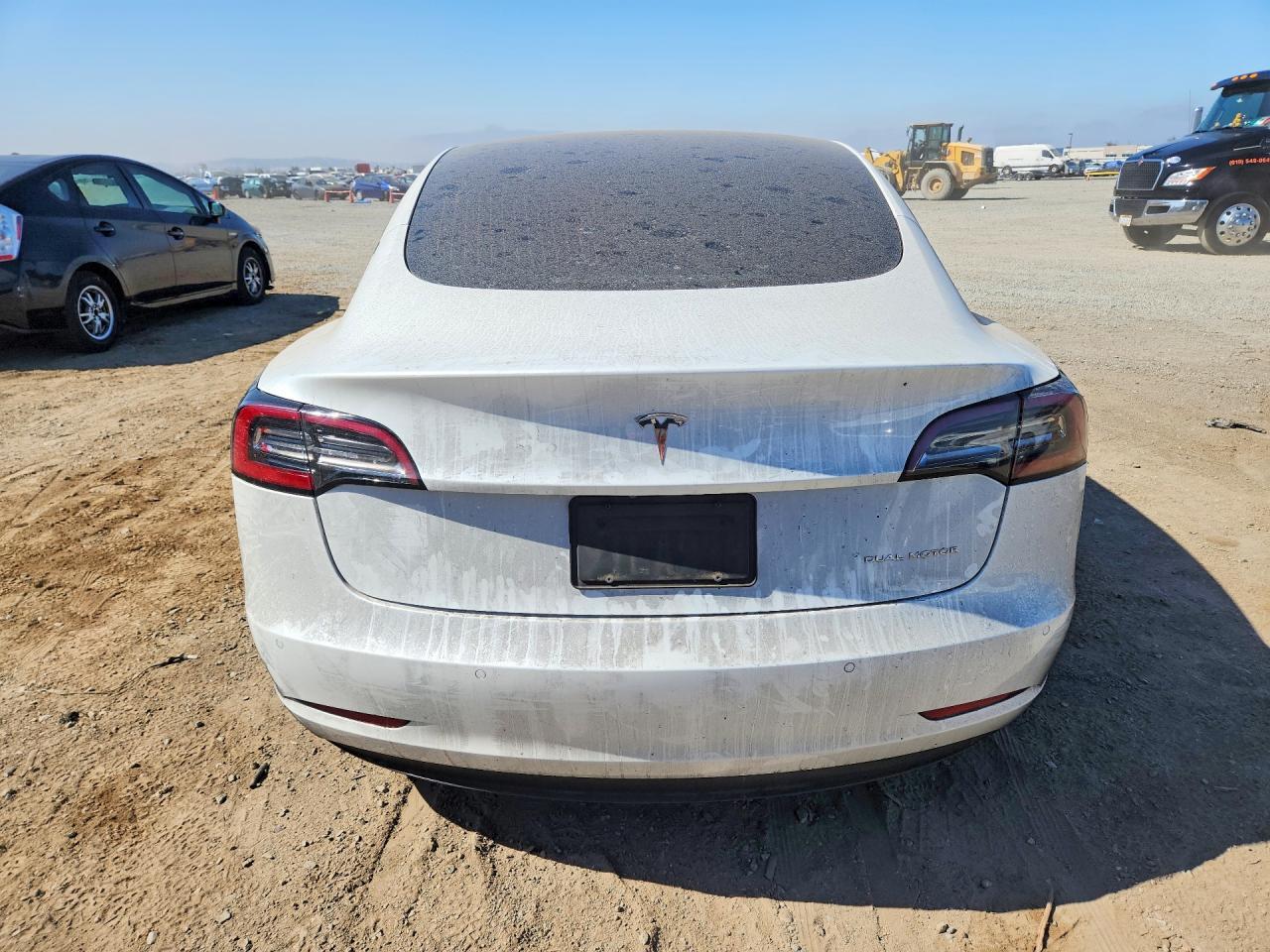2020 Tesla Model 3 - Фото 6