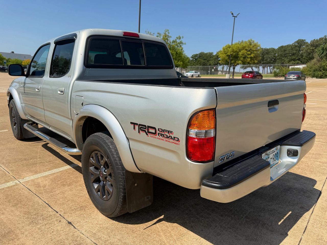 2001 Toyota Tacoma V6 - Image 3
