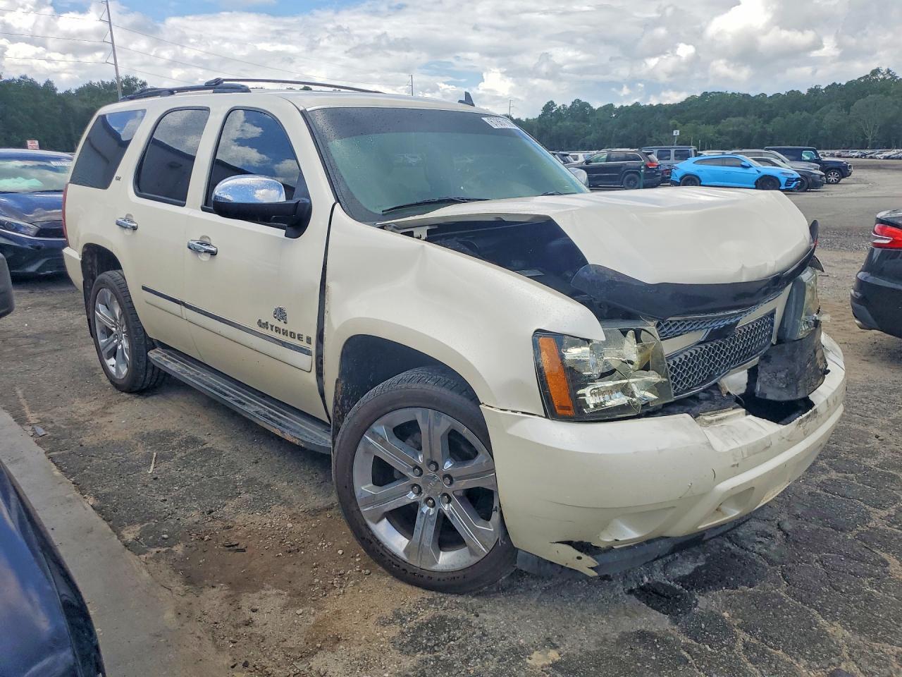 2009 Chevrolet Tahoe K1500 Ltz - Image 4