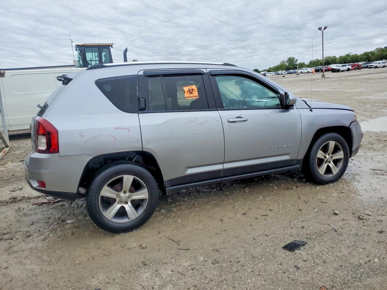 2017 Jeep Compass Latitude - Фото 3