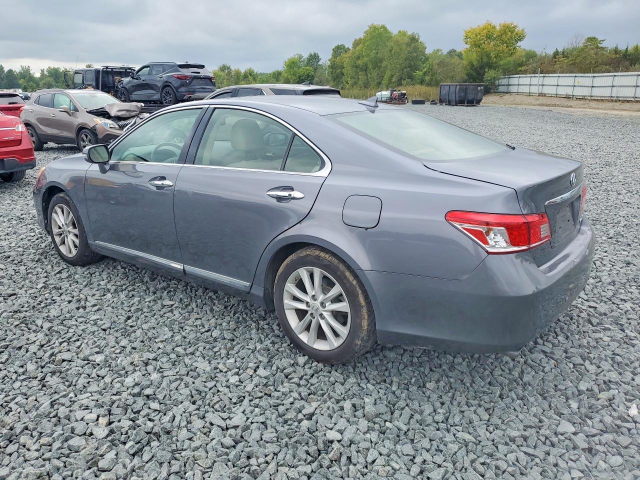 2012 Lexus Es 350 - Image 2