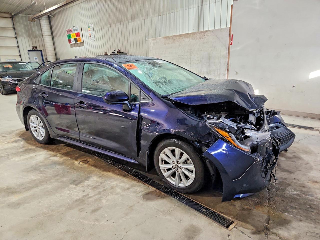 2025 Toyota Corolla Le - Фото 4