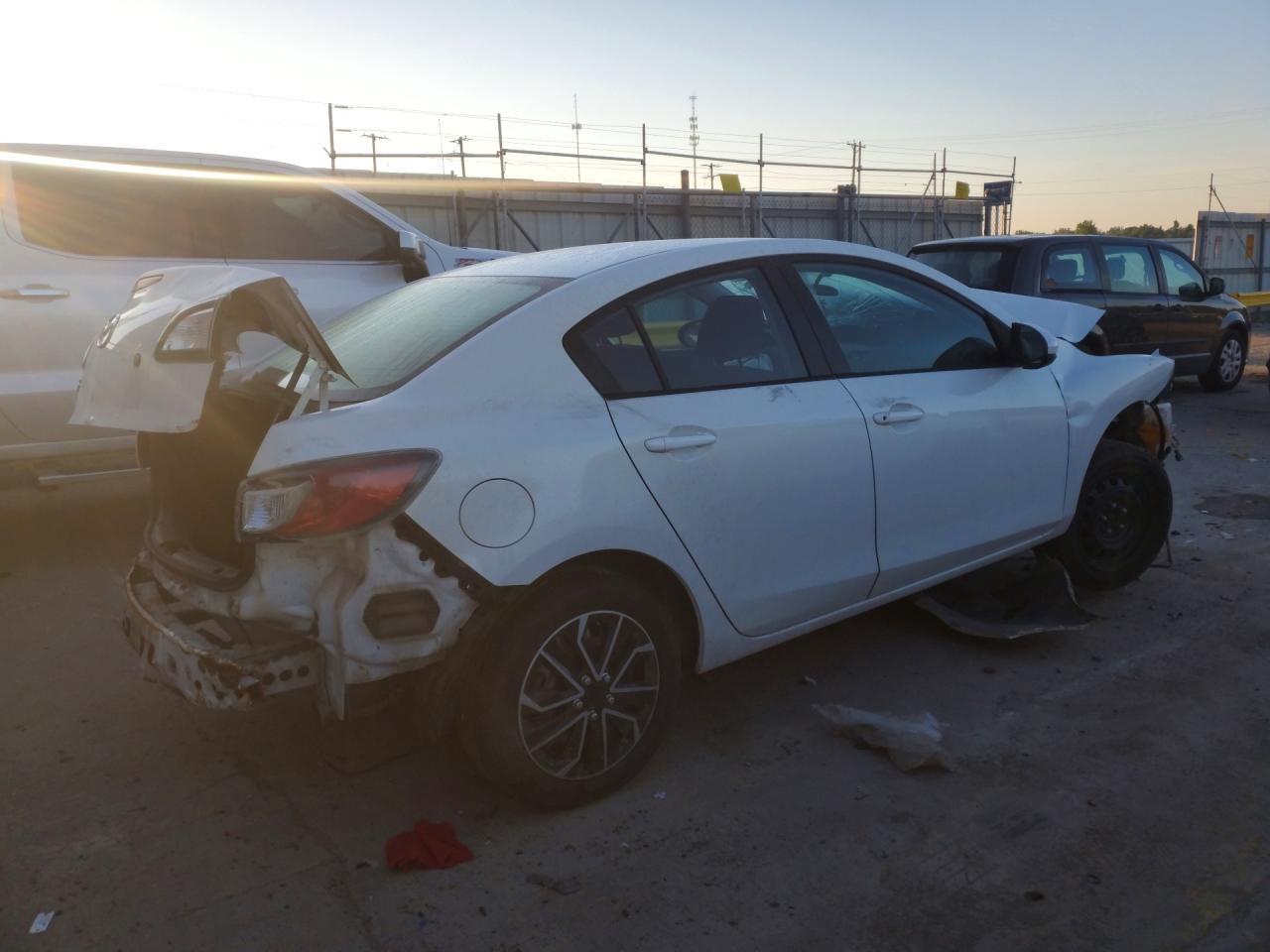 2011 Mazda 3 I - Фото 3