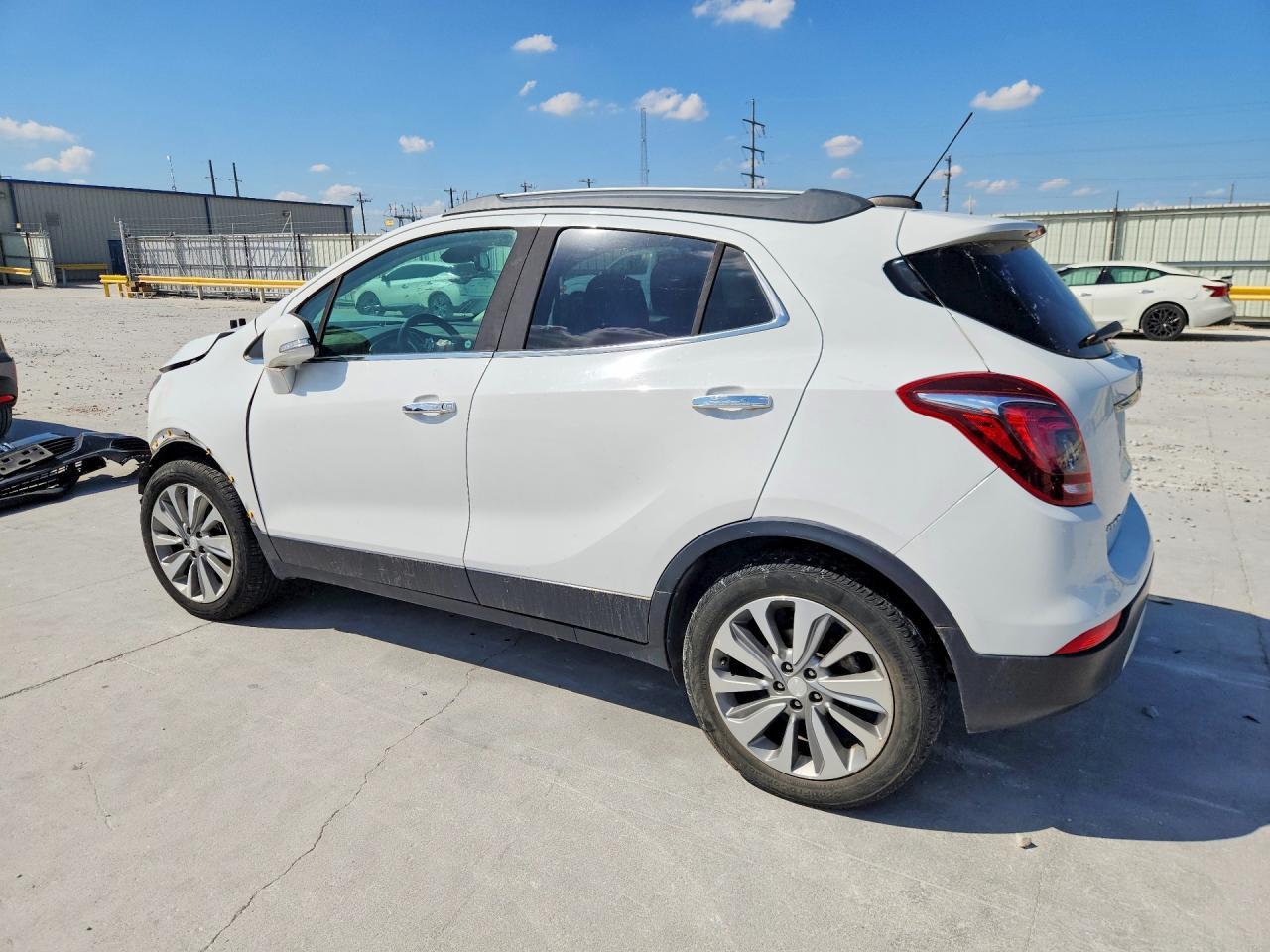 2018 Buick Encore Preferred - Фото 2