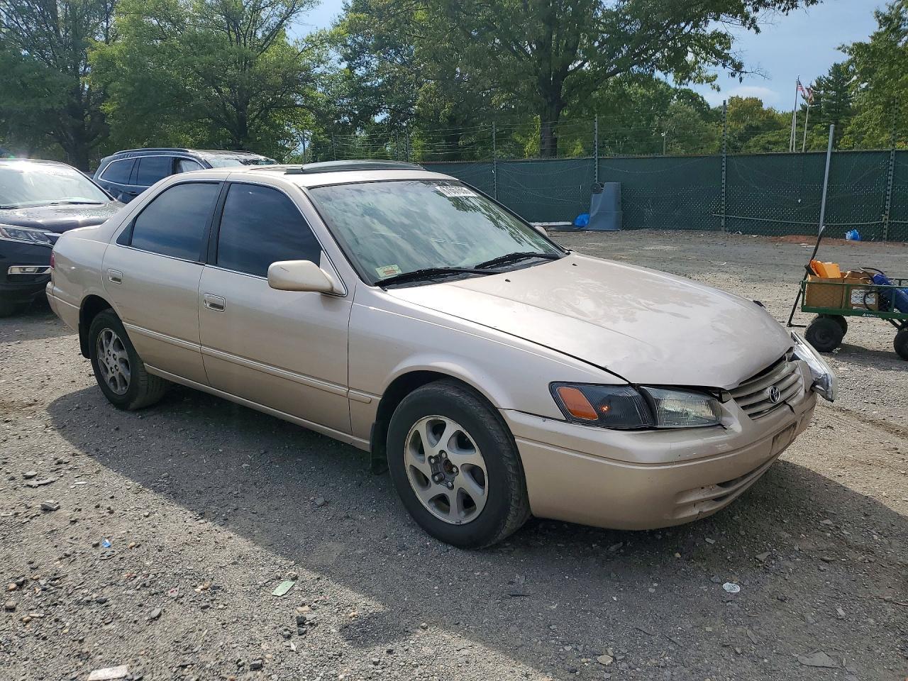 1997 Toyota Camry Xle V6 - Image 4