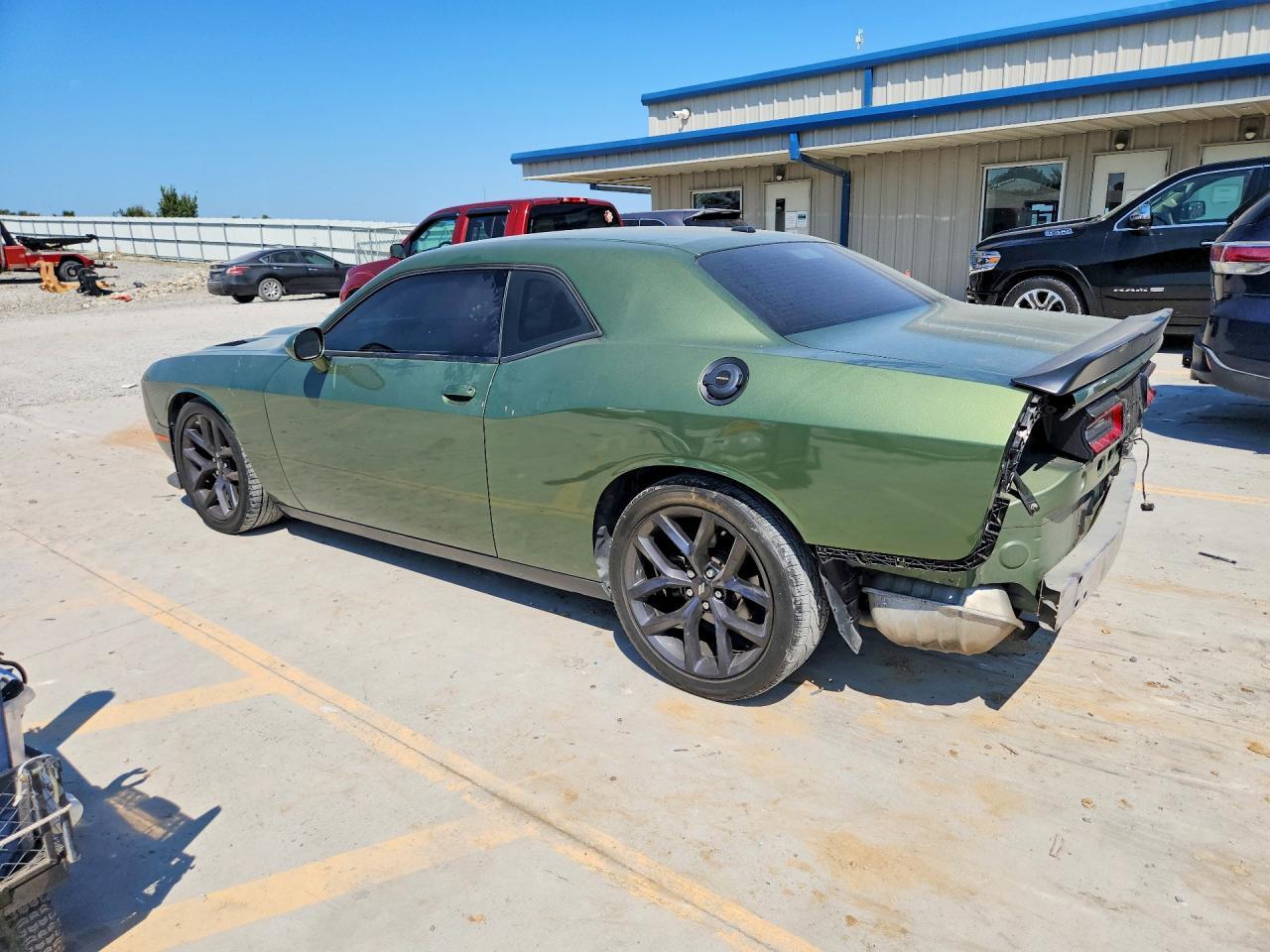 2021 Dodge Challenger Gt - Image 2