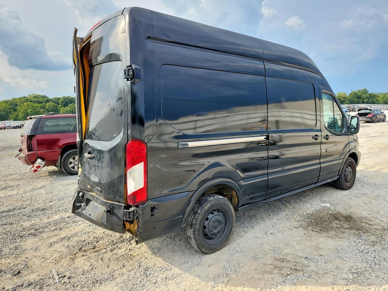 2017 Ford Transit T-250 - Image 3