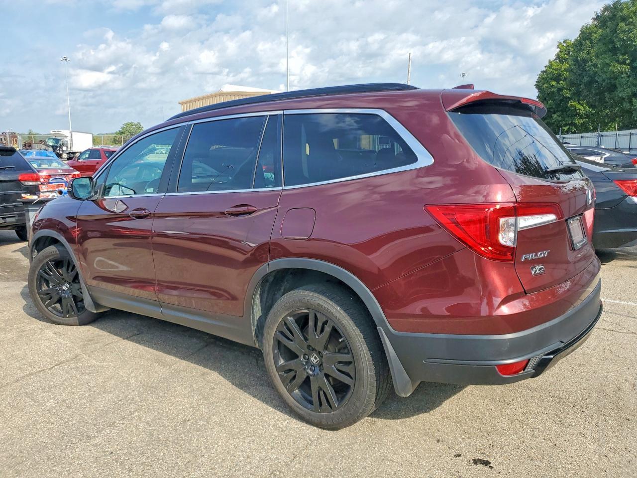 2022 Honda Pilot Se - Фото 2