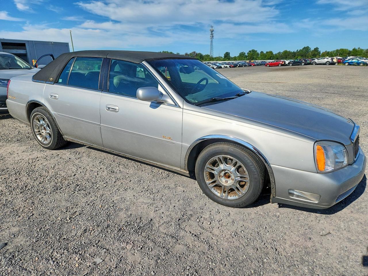 2004 Cadillac Deville - Фото 4