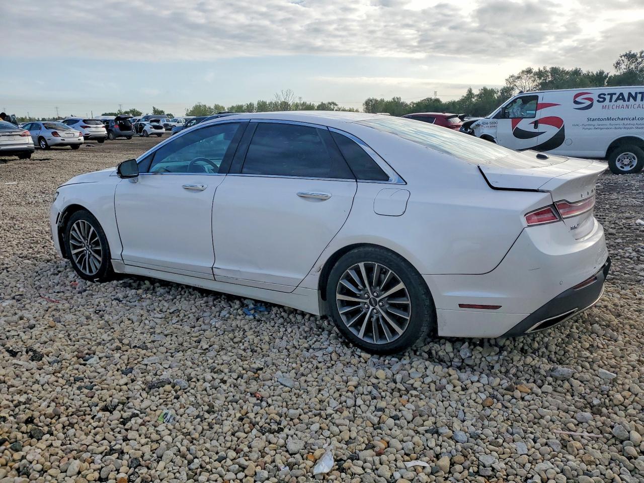 2017 Lincoln Mkz Reserve - Image 2
