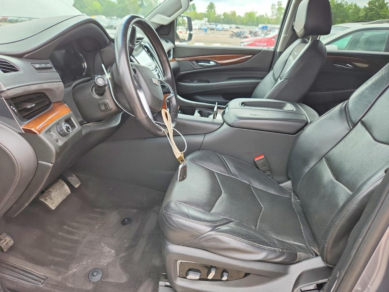 2020 Cadillac Escalade Esv Luxury - Image 7