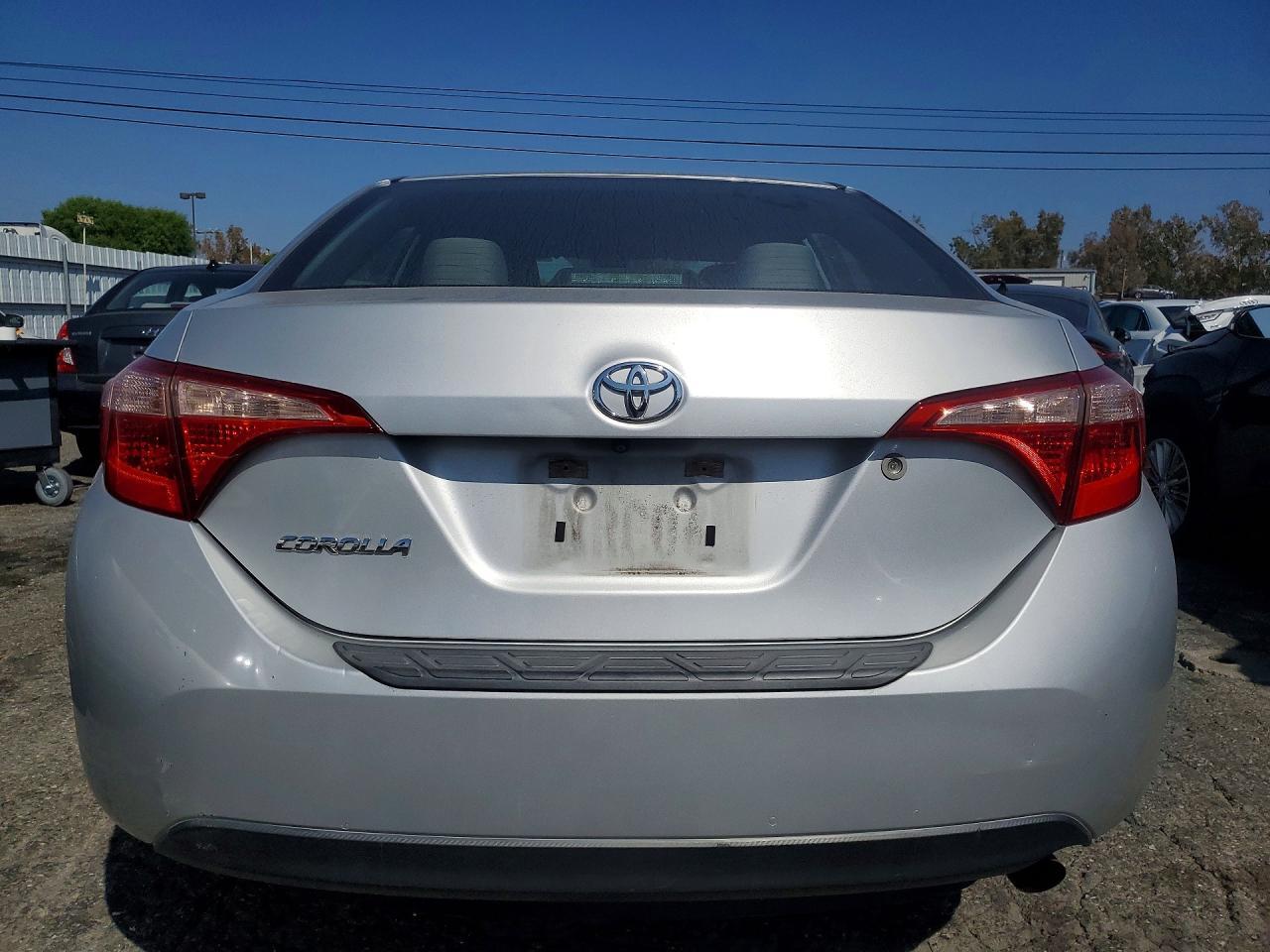 2017 Toyota Corolla L - Image 6