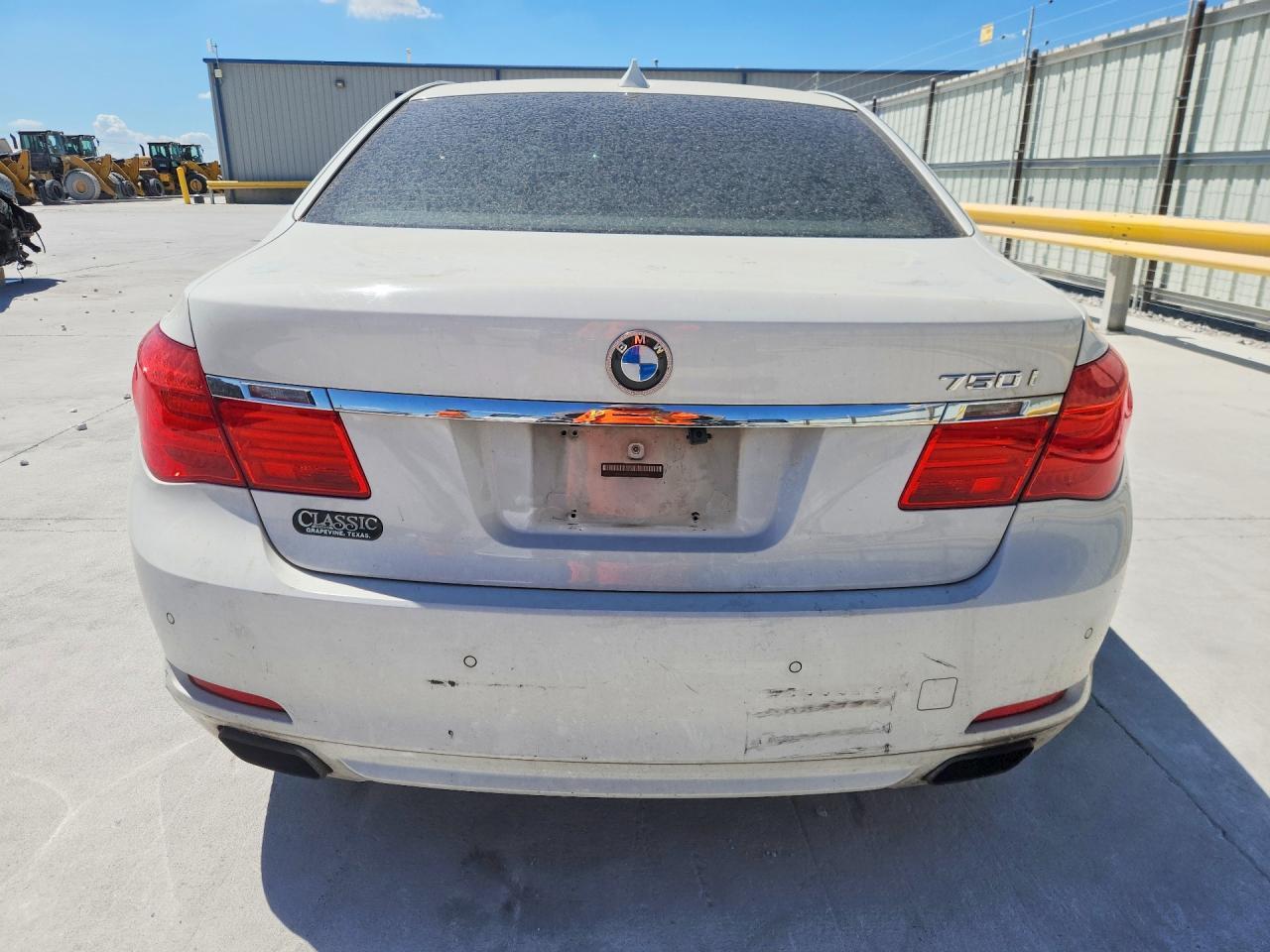 2009 BMW 750 I - Image 6
