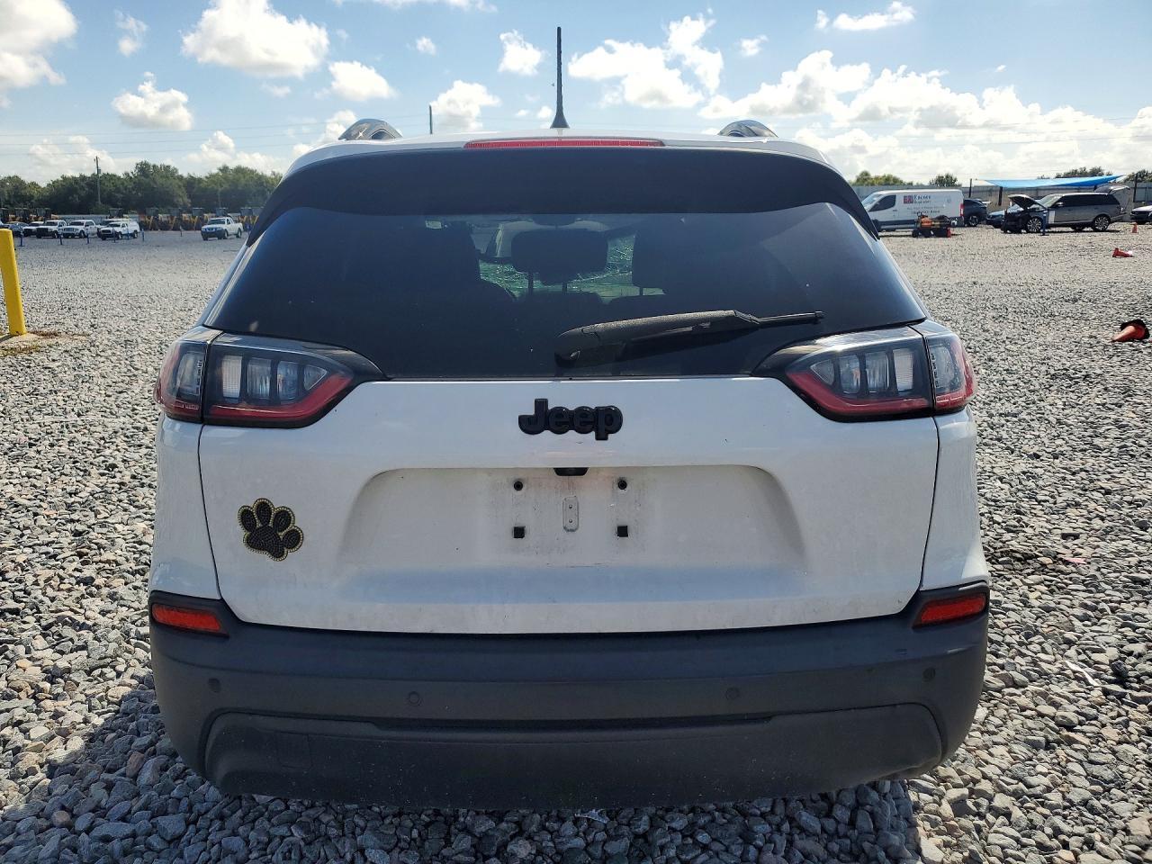 2021 Jeep Cherokee Latitude Plus - Image 6