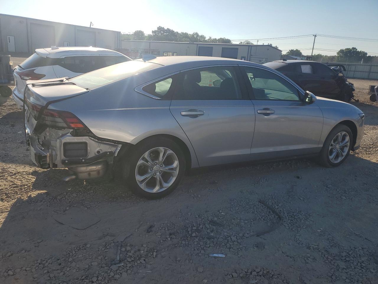 2023 Honda Accord Lx - Фото 3
