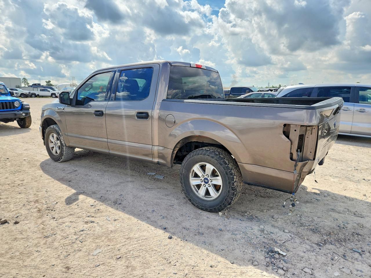 2020 Ford F150 Supercrew - Фото 2