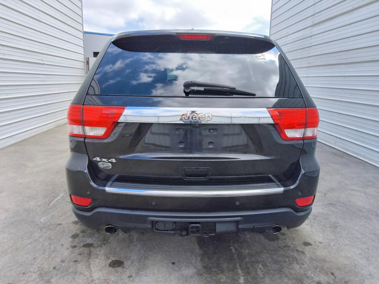 2013 Jeep Grand Cherokee Overland - Фото 6