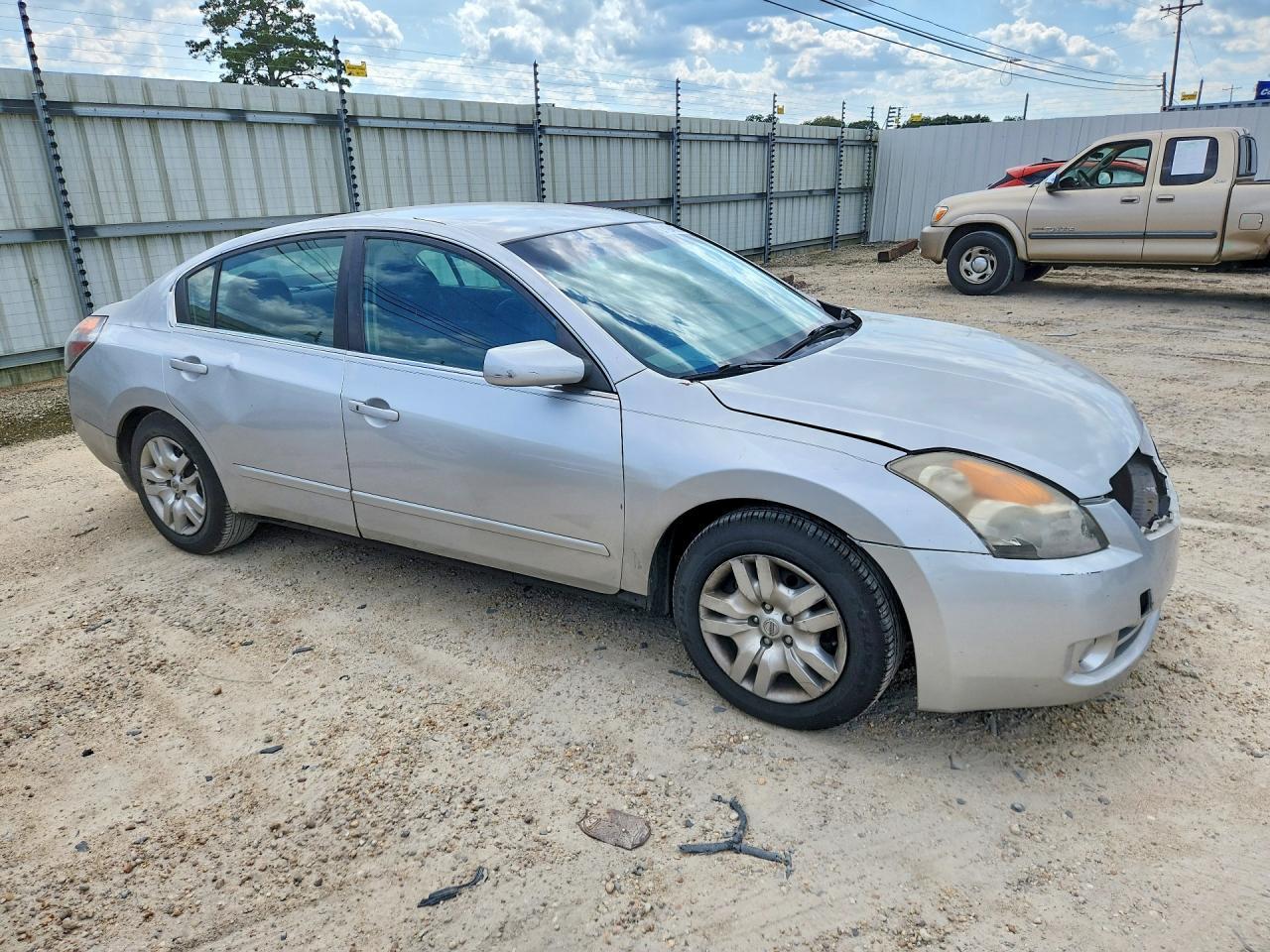 2009 Nissan Altima 2.5 - Фото 4