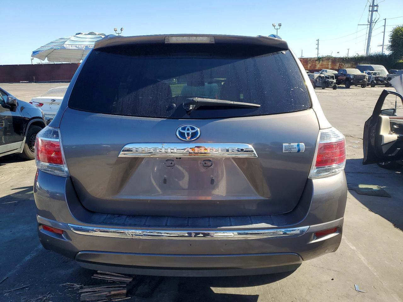 2013 Toyota Highlander Hybrid - Фото 6