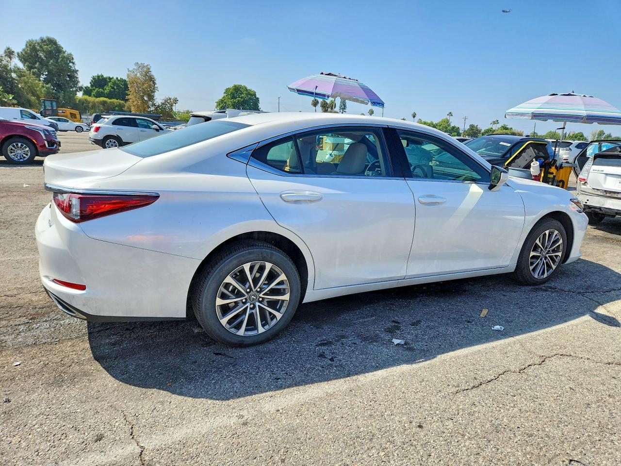 2025 Lexus Es 350 Base - Image 3