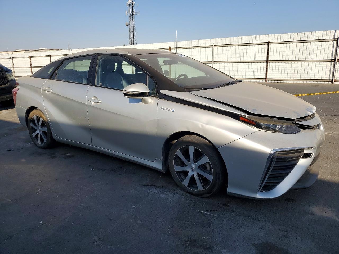 2018 Toyota Mirai Base - Image 4