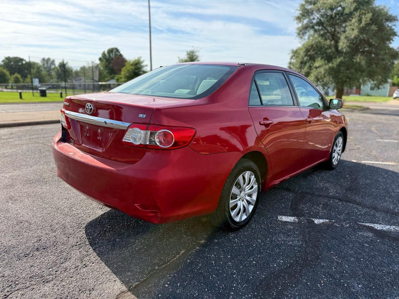 2013 Toyota Corolla Le - Image 4