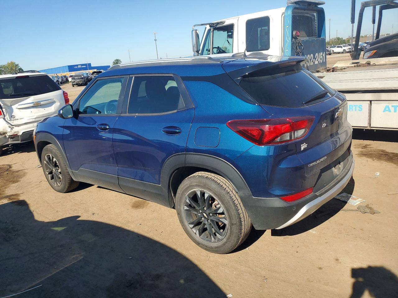 2021 Chevrolet Trailblazer Lt - Фото 2