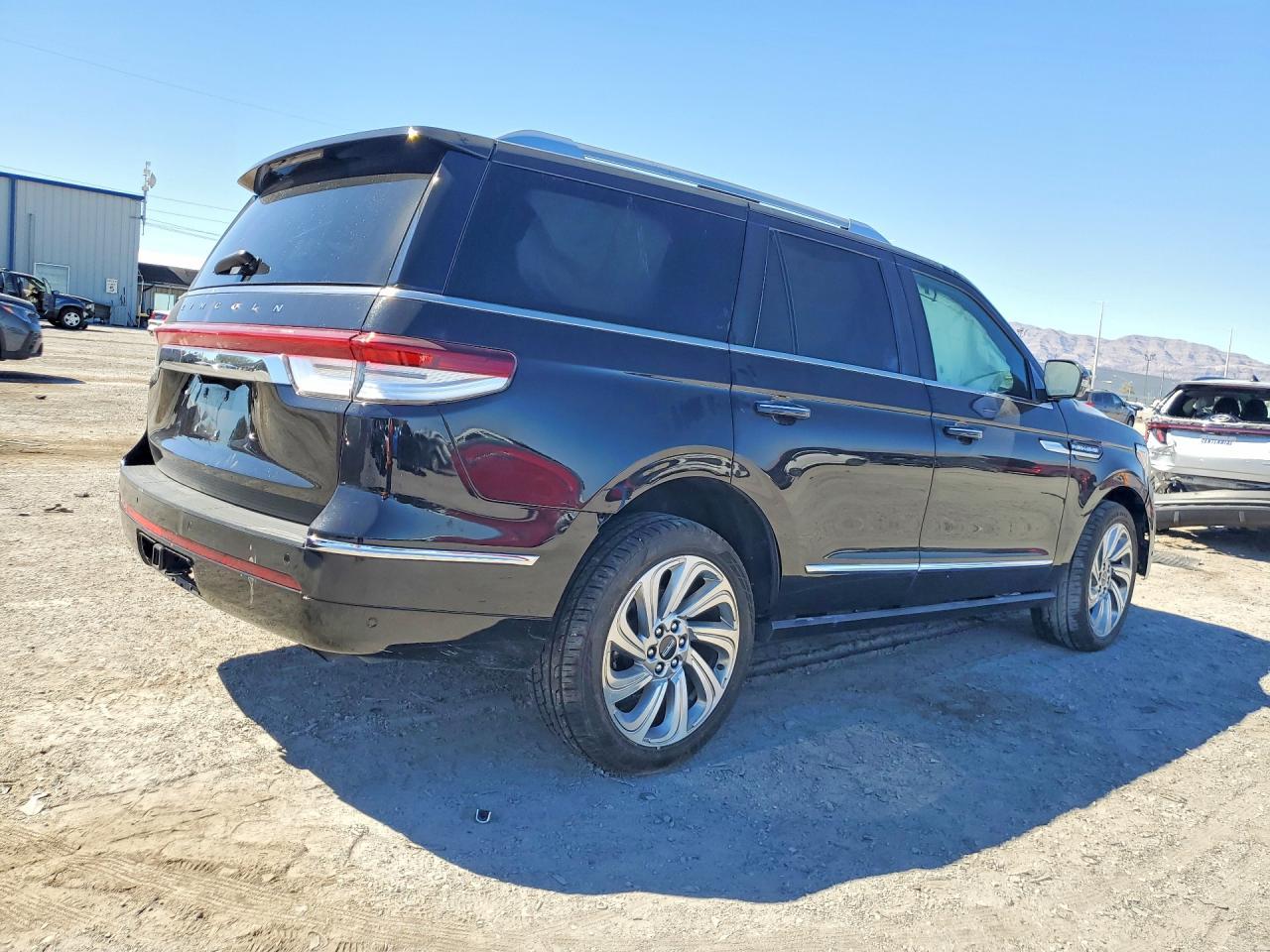 2024 Lincoln Navigator Reserve - Фото 3