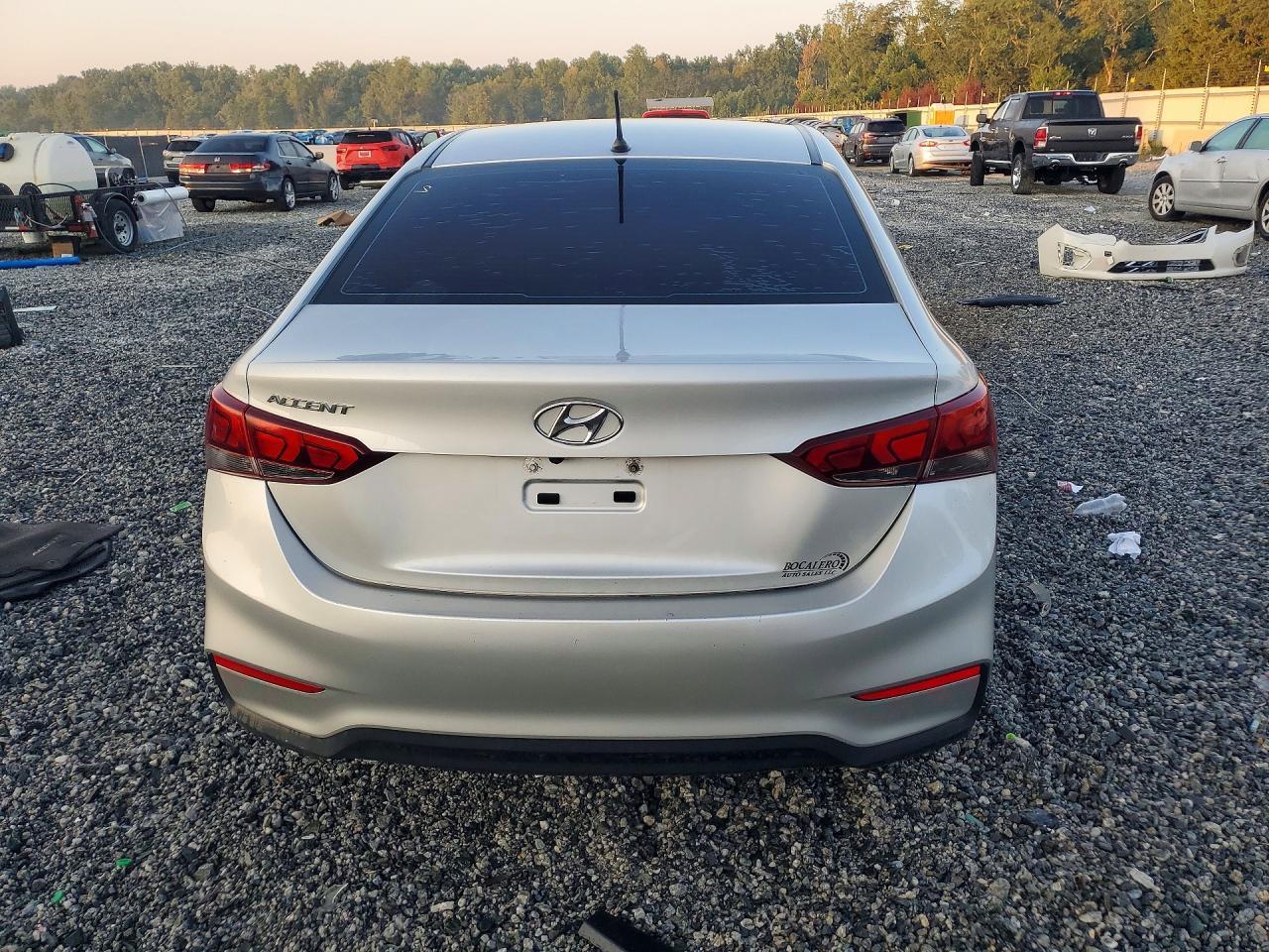 2019 Hyundai Accent Se - Image 6